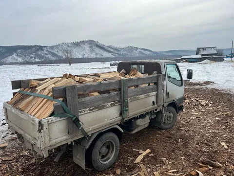 Продам колотые дрова сосна/листвяк - Искусственные цветы в Улан-Удэ
