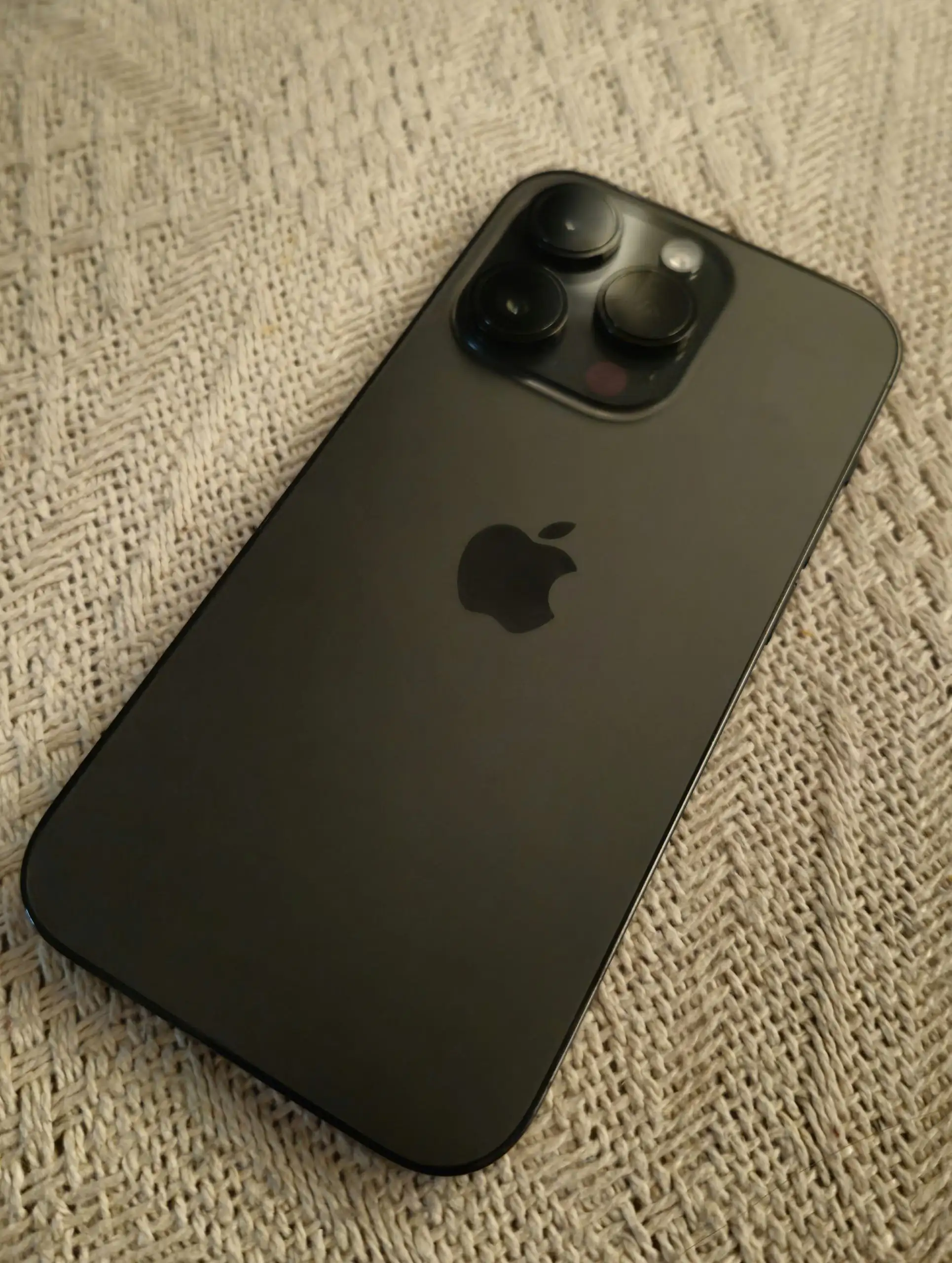 iPhone 14 Pro Space Black 256 ГБ - Смартфоны (Электроника) в Улан-Удэ