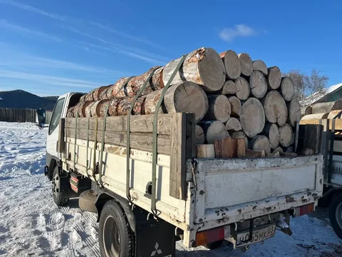 Продажа сухих дров сосна листвяк - Стройматериалы в Улан-Удэ