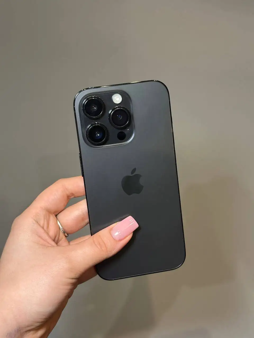 iPhone 14 Pro в хорошем состоянии - Смартфоны (Электроника) в Улан-Удэ