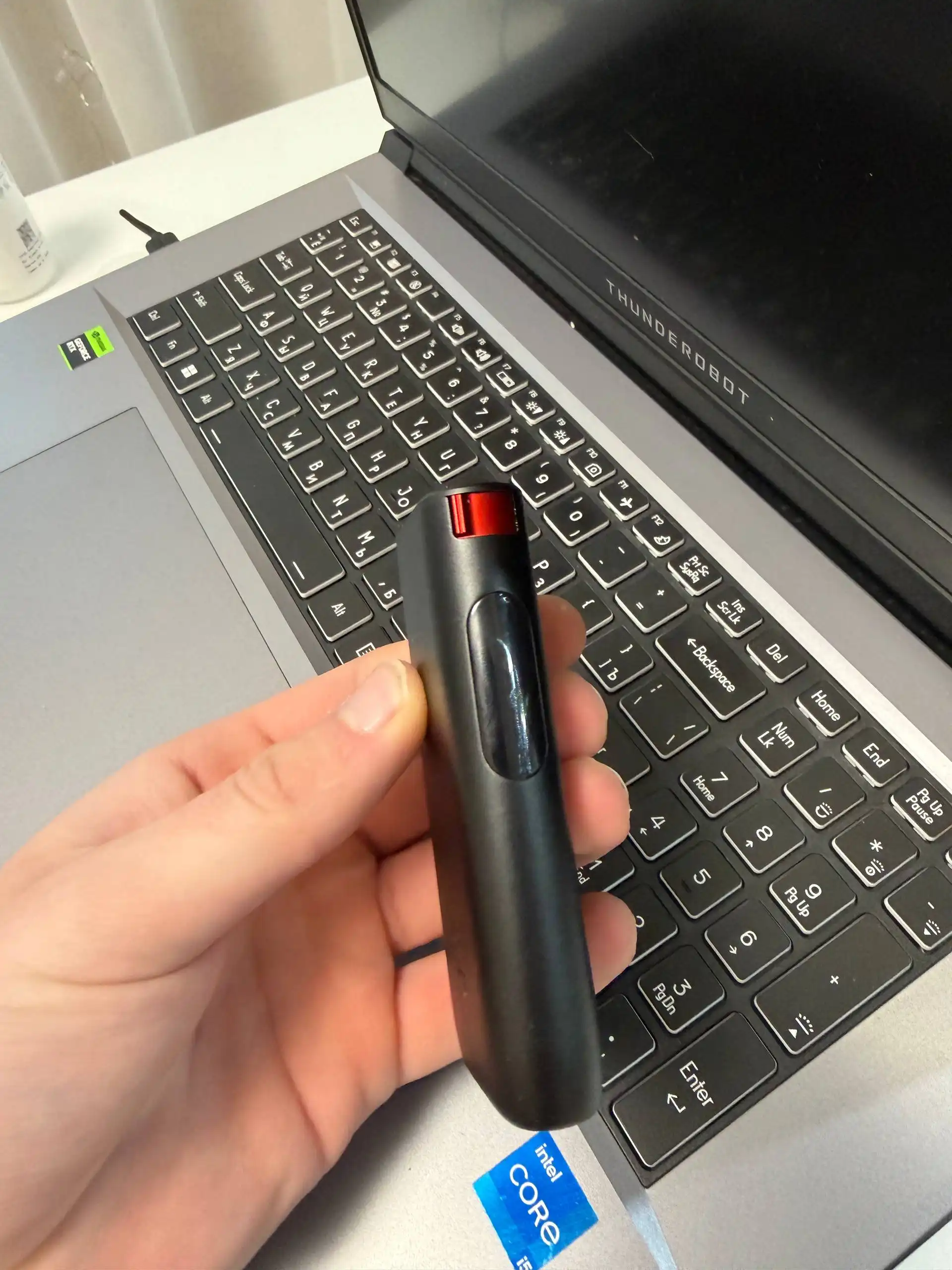 Продам новую комплект есть