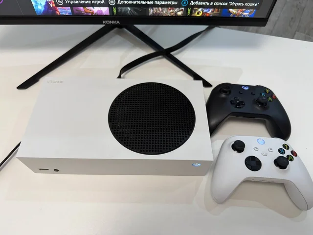 Xbox Series S 512ГБ + монитор 27 дюймов - частное объявление в Киров