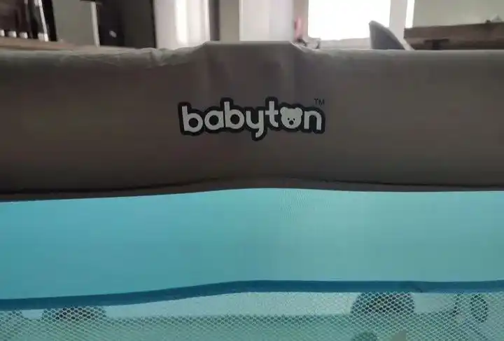 Манеж-кровать для поездок