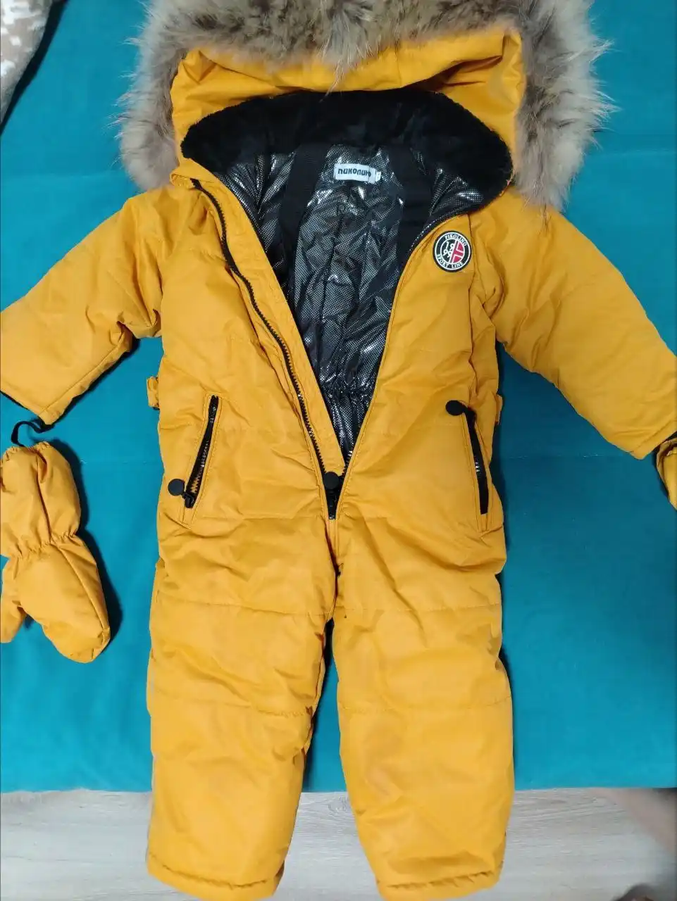 Зимний мембранный комбинезон с натуральной опушкой - Товары для детей в Саратов