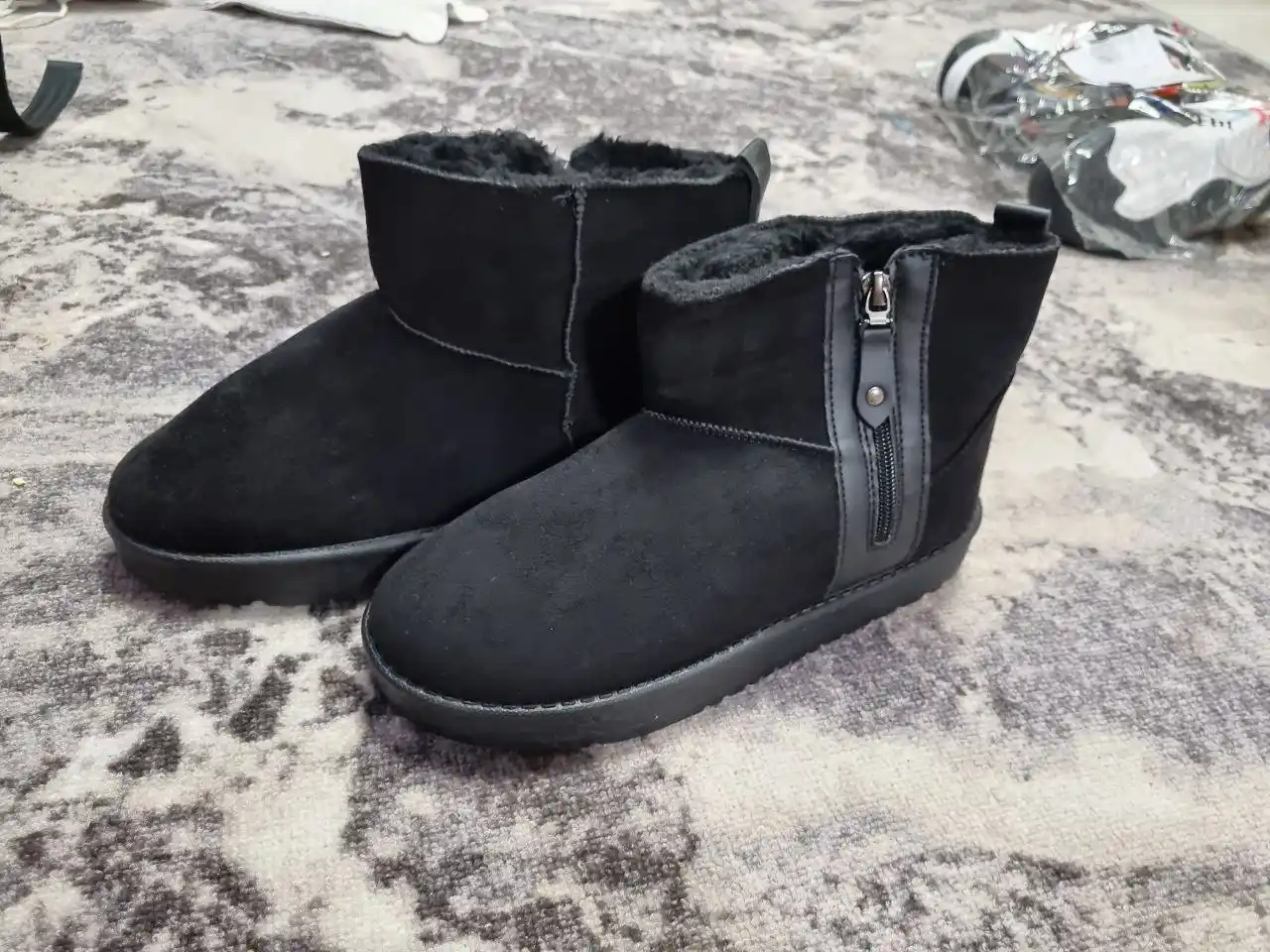 Новые зимние детские вещи 38 размер - Товары для детей в Саратов