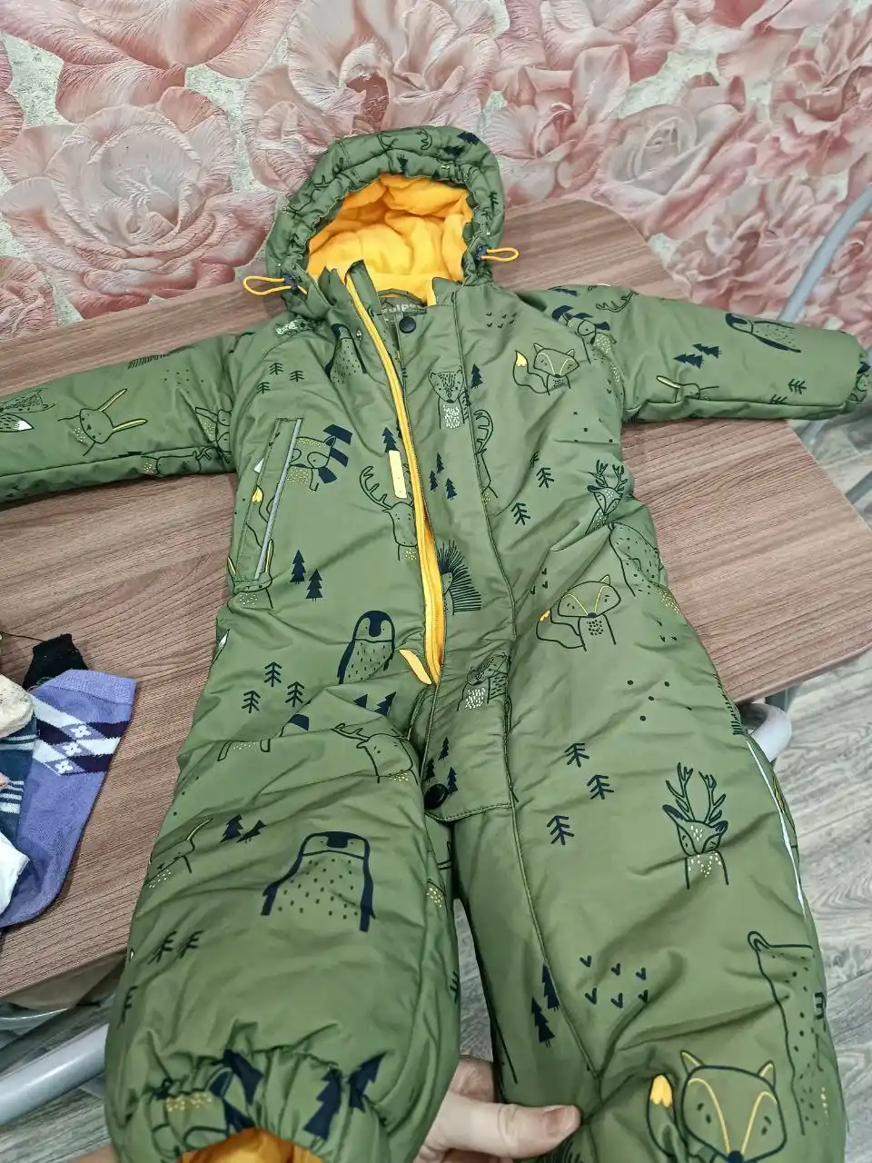 Продам зимний комбинезон - Товары для детей в Саратов