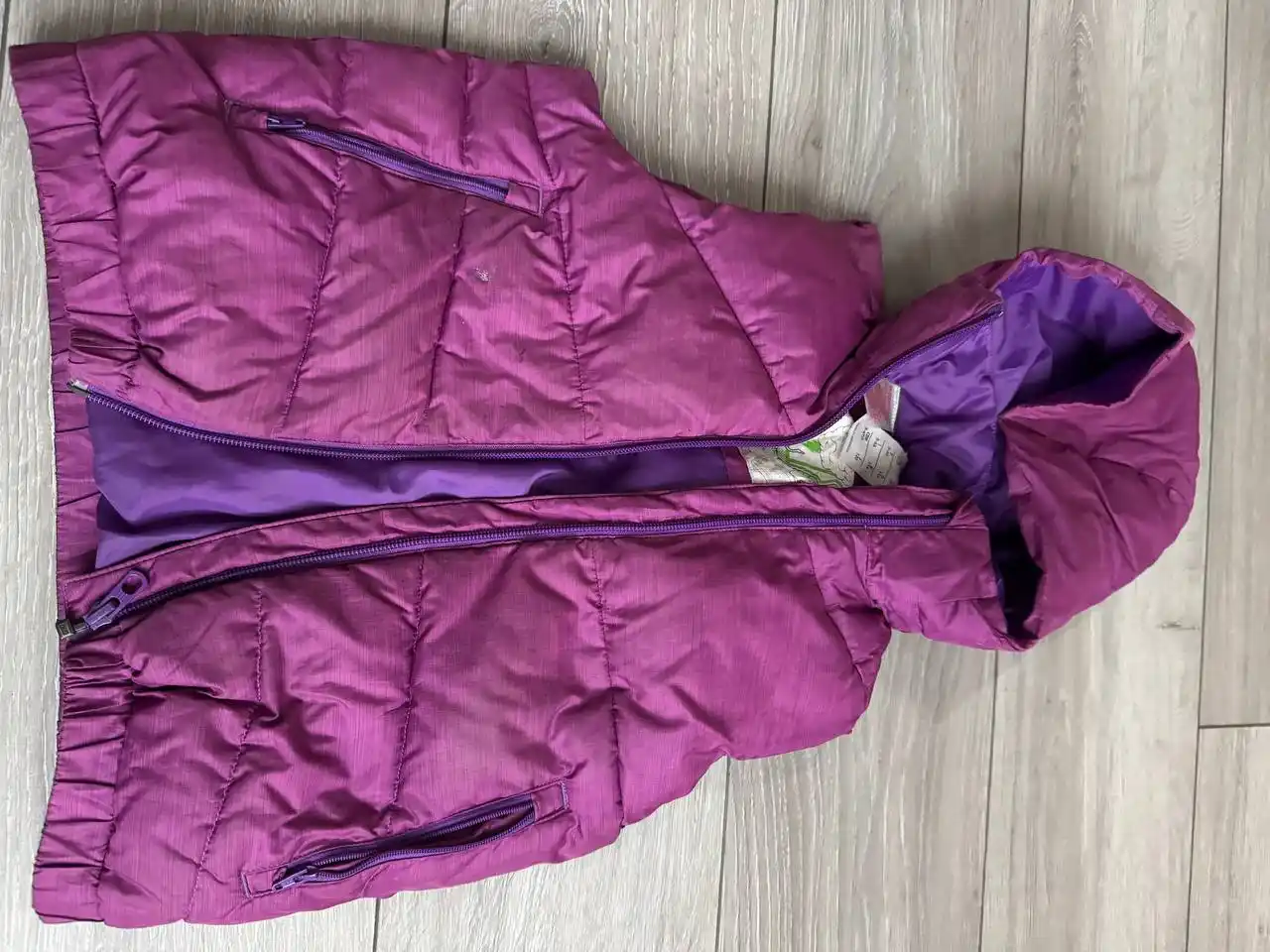 Куртка и жилетки