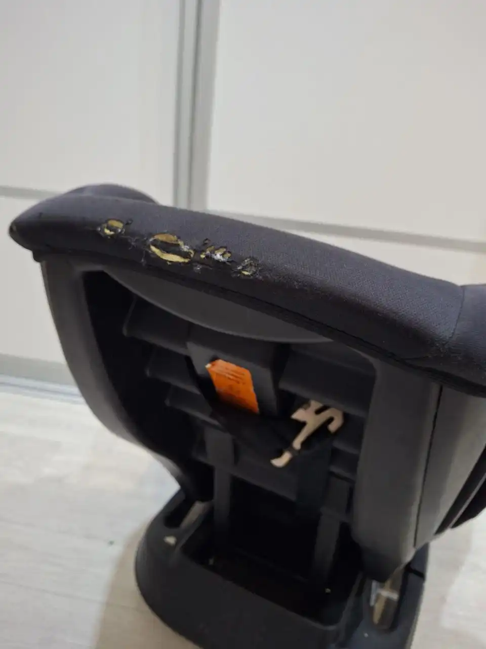 Продам автокресло от 0-18 кг