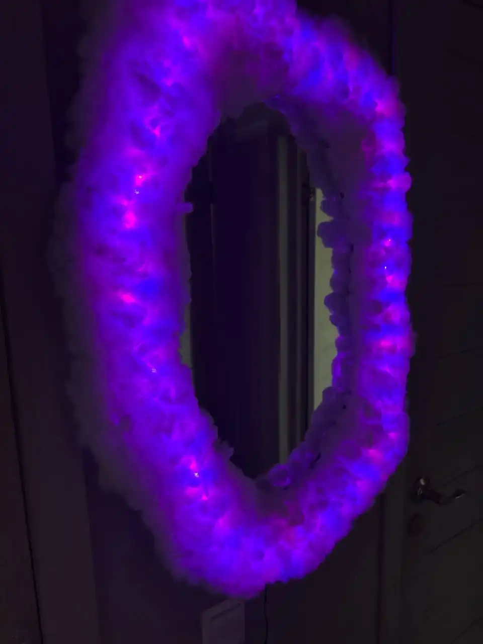 Зеркало с подсветкой ручной работы