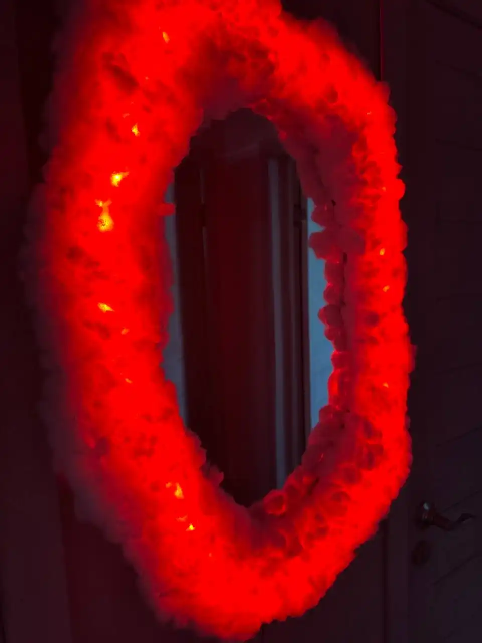 Зеркало с подсветкой ручной работы