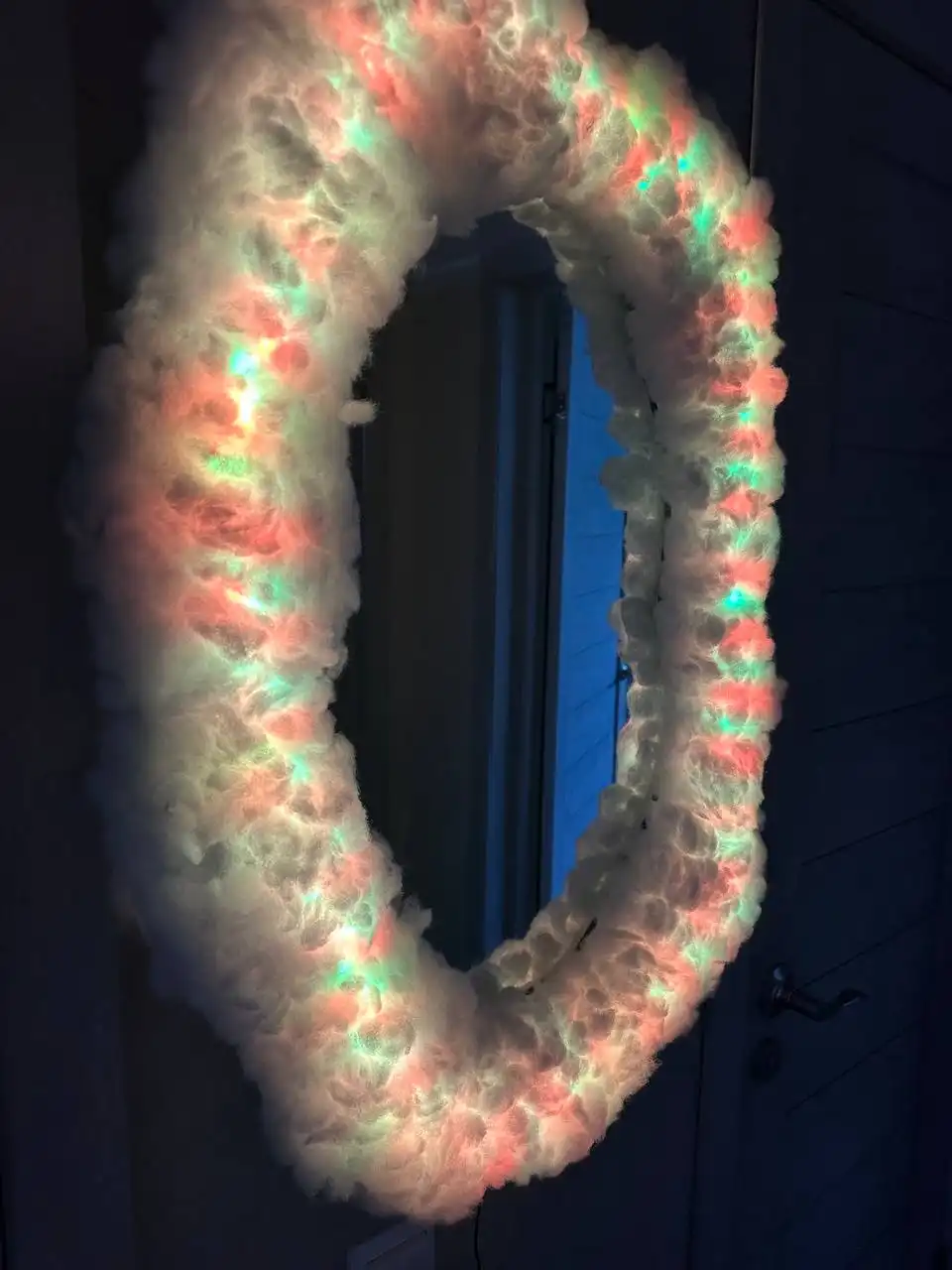 Зеркало с подсветкой ручной работы