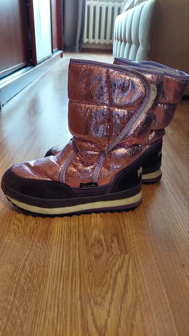 Сапоги-дутики 38 размер с натуральной шерстью