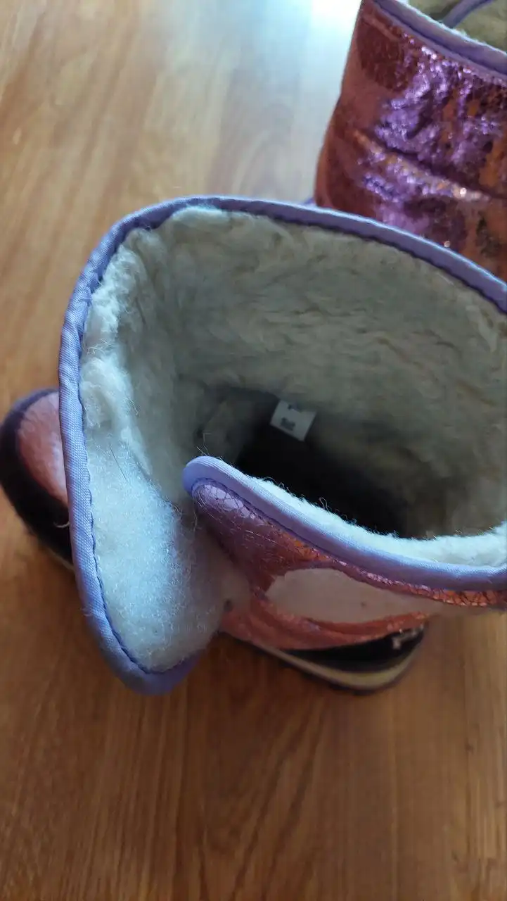 Сапоги-дутики 38 размер с натуральной шерстью