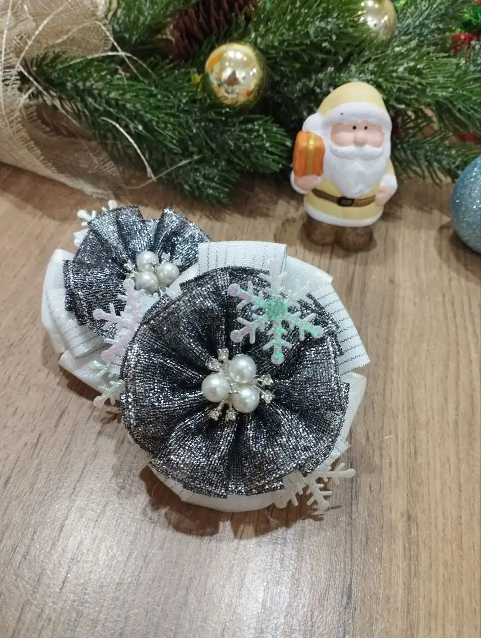 Банты и боксы для волос в подарок