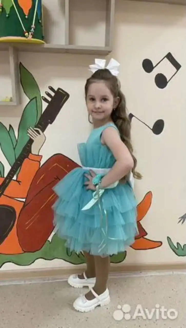 Продажа платья детского размера 122