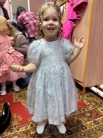 Продам детское платье Selena, размер 98 - Украшения в Саратов