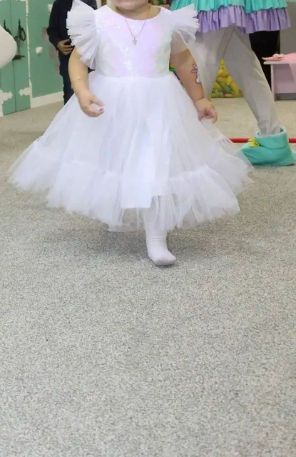 Платье на девочку 104-110 - Украшения в Саратов