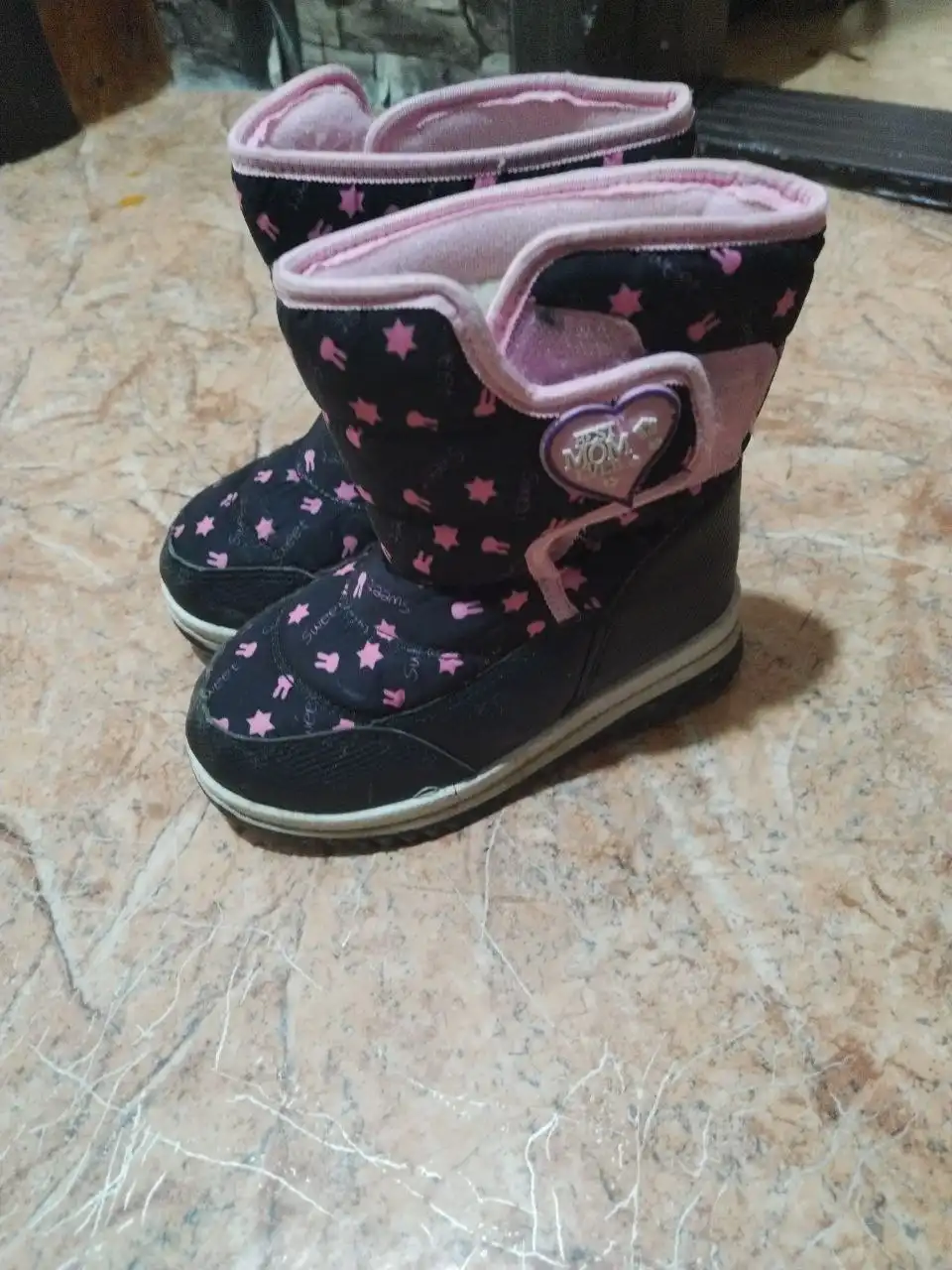 Продажа детской обуви разных размеров