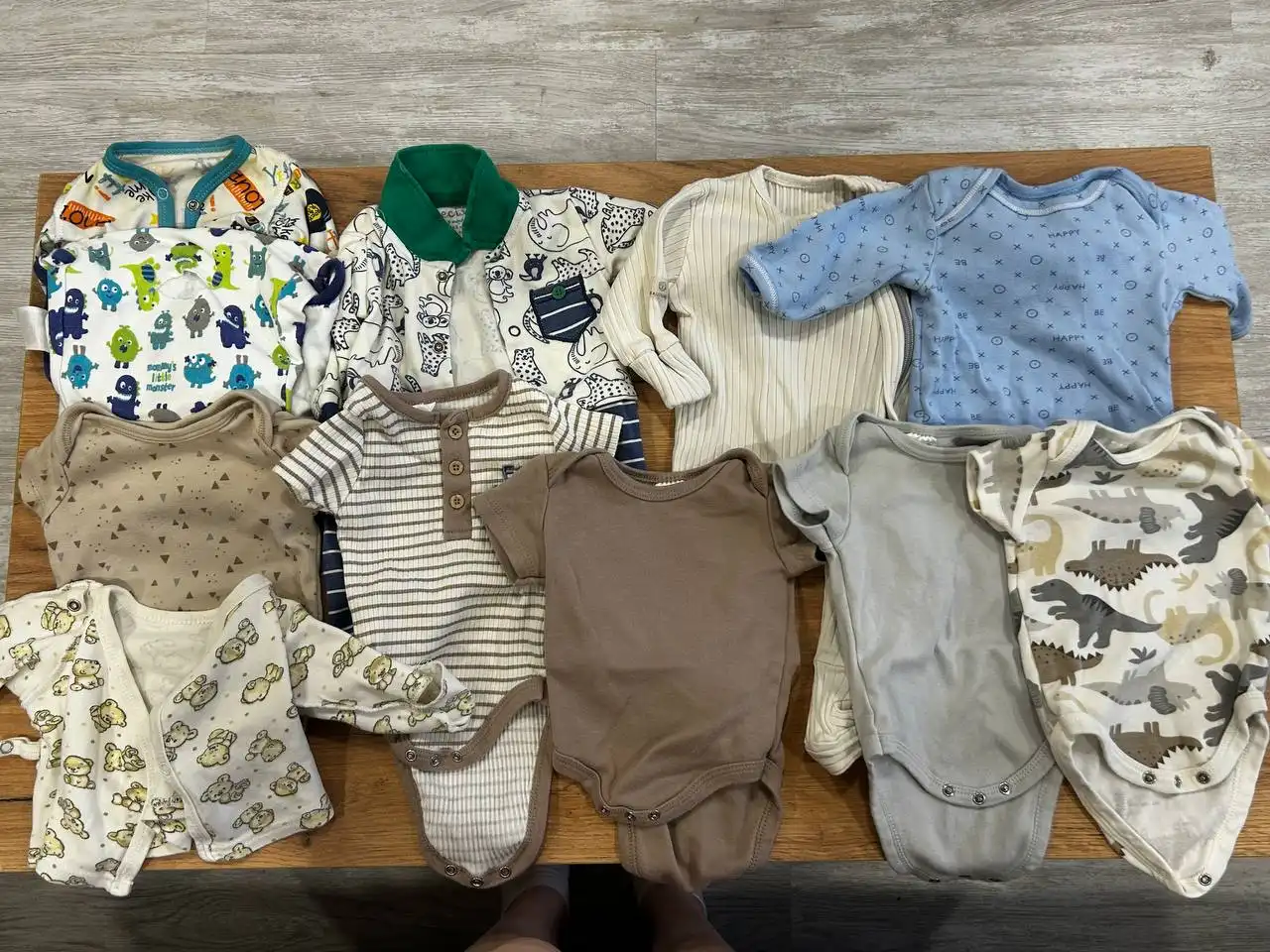 Пакет одежды для новорожденных размеров 50 и 56 см