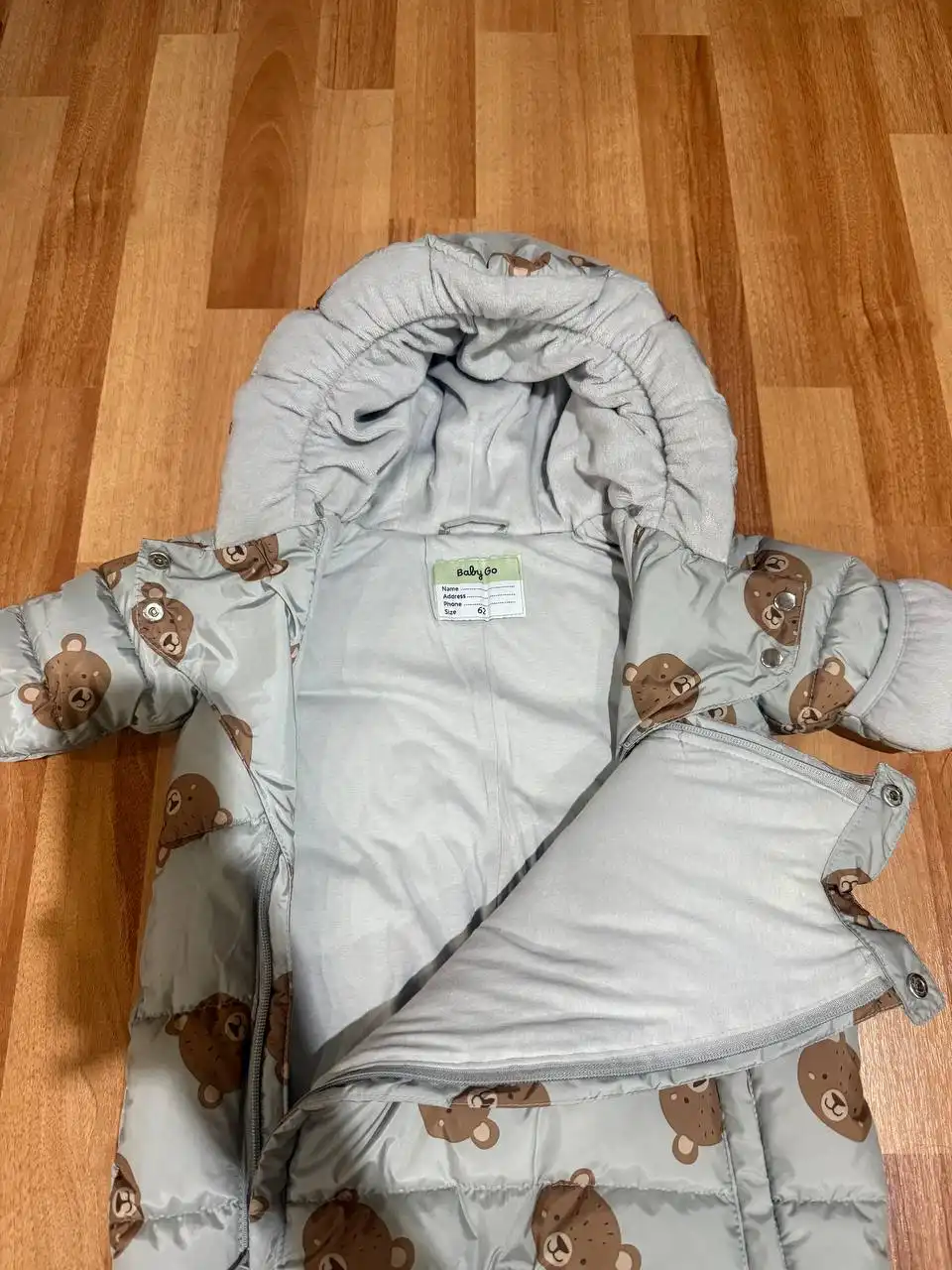 Зимний комбинезон 68 размер в отличном состоянии