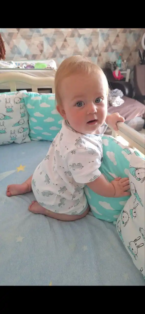 Продажа бортиков-подушек ментолово-белого оттенка - Бортики в кроватку (Товары для детей) в Саратов