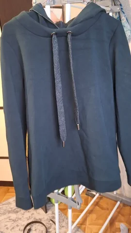 Осенняя пайта с капюшоном размер 44-46 - Карнавальные костюмы в Саратов