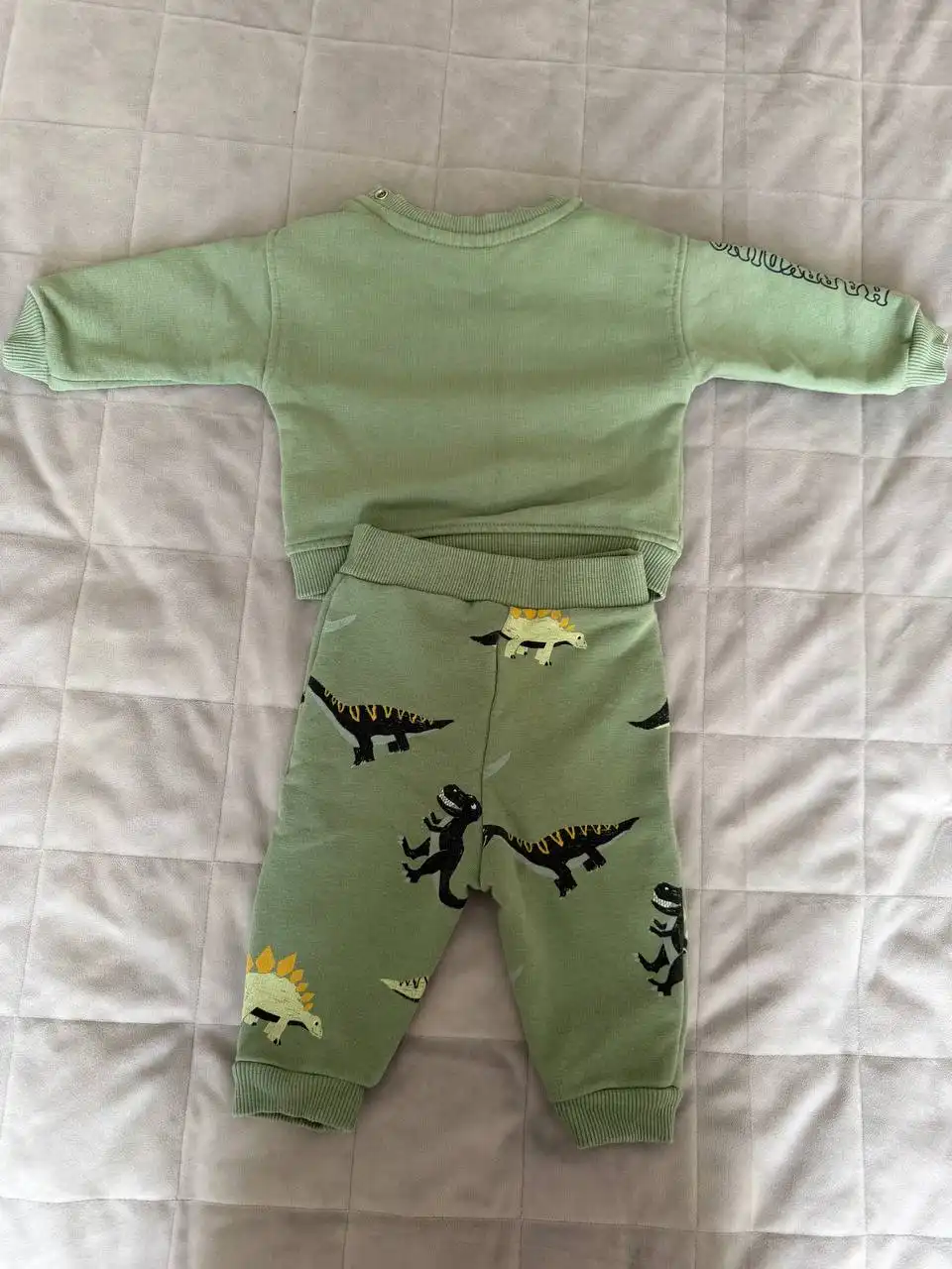 Костюмы для мальчика 68-74 - Детская одежда (Товары для детей) в Саратов