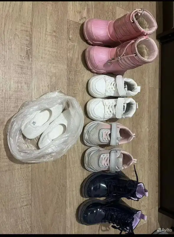 Продажа детской одежды и обуви для девочки - Товары для детей (Барахолка) в Саратов