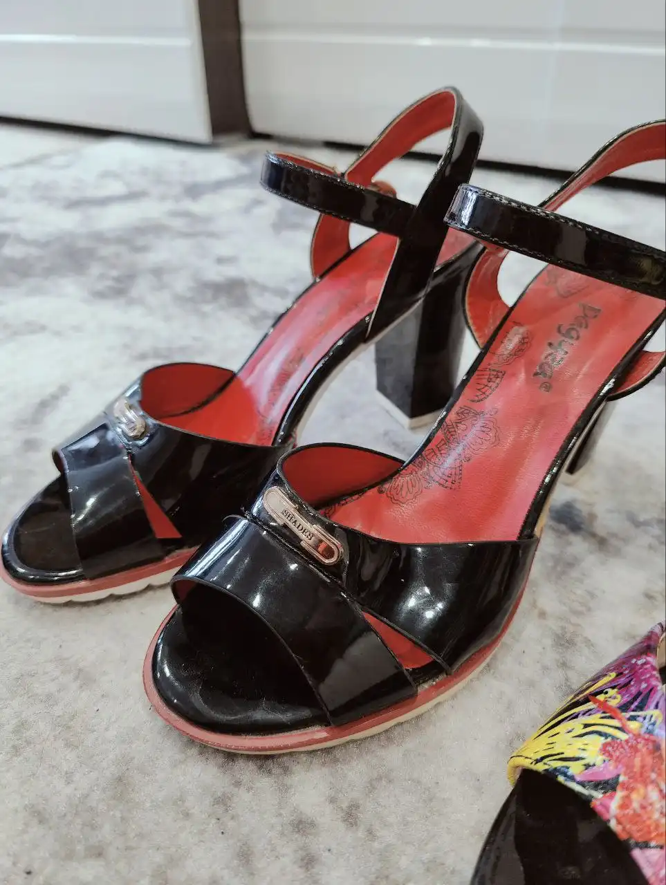 Женская обувь разных размеров - Обувь (Одежда) в Саратов