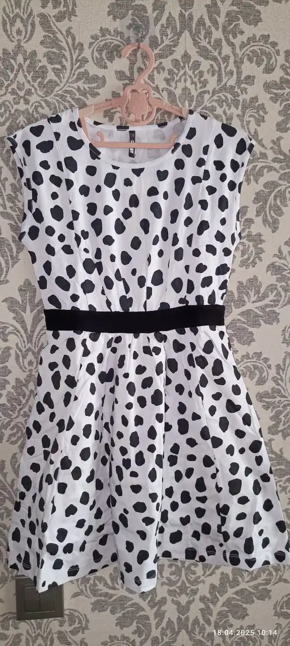 Новое детское платье размер 146 - Детская одежда (Одежда) в Саратов