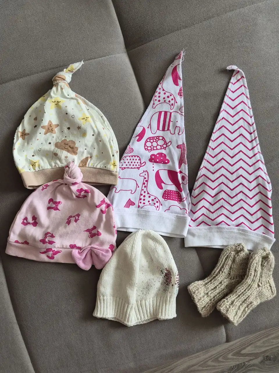 Утепленный комбез 6-9 месяцев и аксессуары - Детская одежда (Товары для детей) в Солнечный