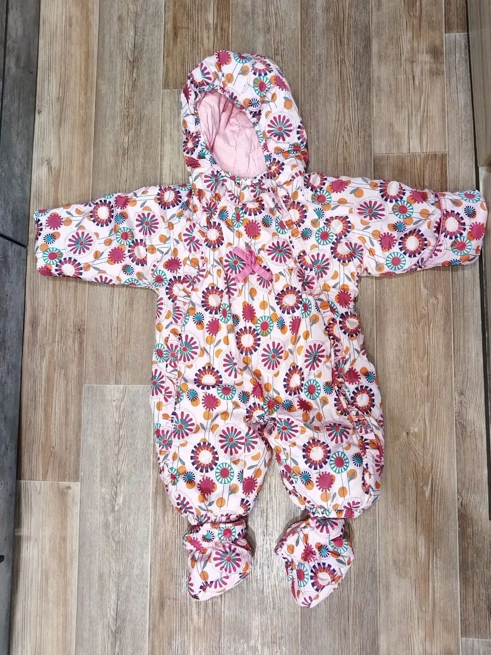 Детский комбинезон осень размер 74 с пинетками - Одежда (Товары для детей) в Саратов