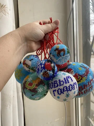 Новогодние шарики из бисера ручной работы - частное объявление в Волгоград