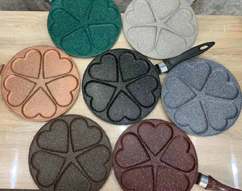 Подарки к празднику: посуда 7 цветов