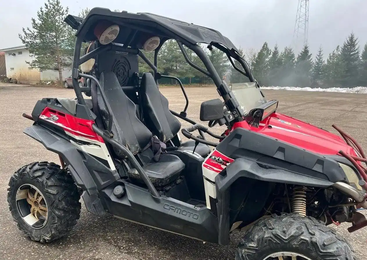 CFMOTO ZFORCE 800 EX 2014 года выпуска