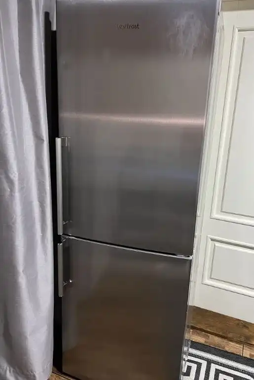 Холодильник и стиральная машина даром при переезде - Бытовая техника (Барахолка) в Волгоград