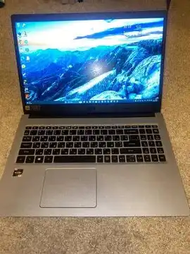 Ноутбук для учёбы и дома - Ноутбуки (Электроника) в Волгоград