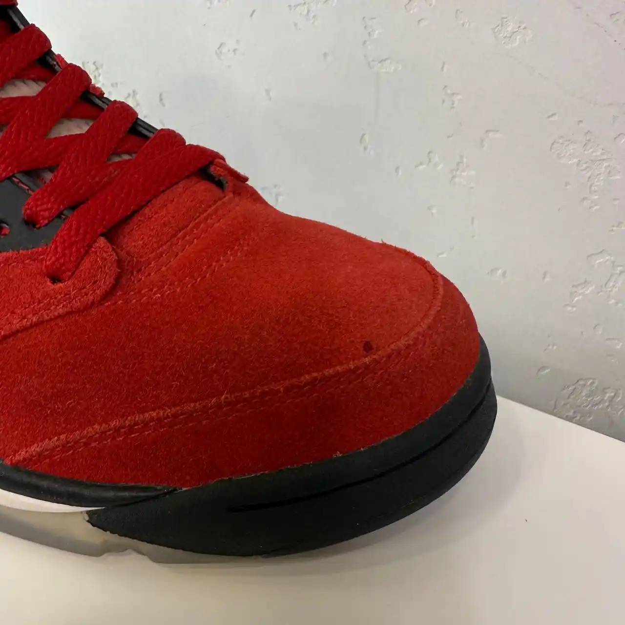 Кроссовки NIKE AIR JORDAN 5 RETRO RAGING BULL RED