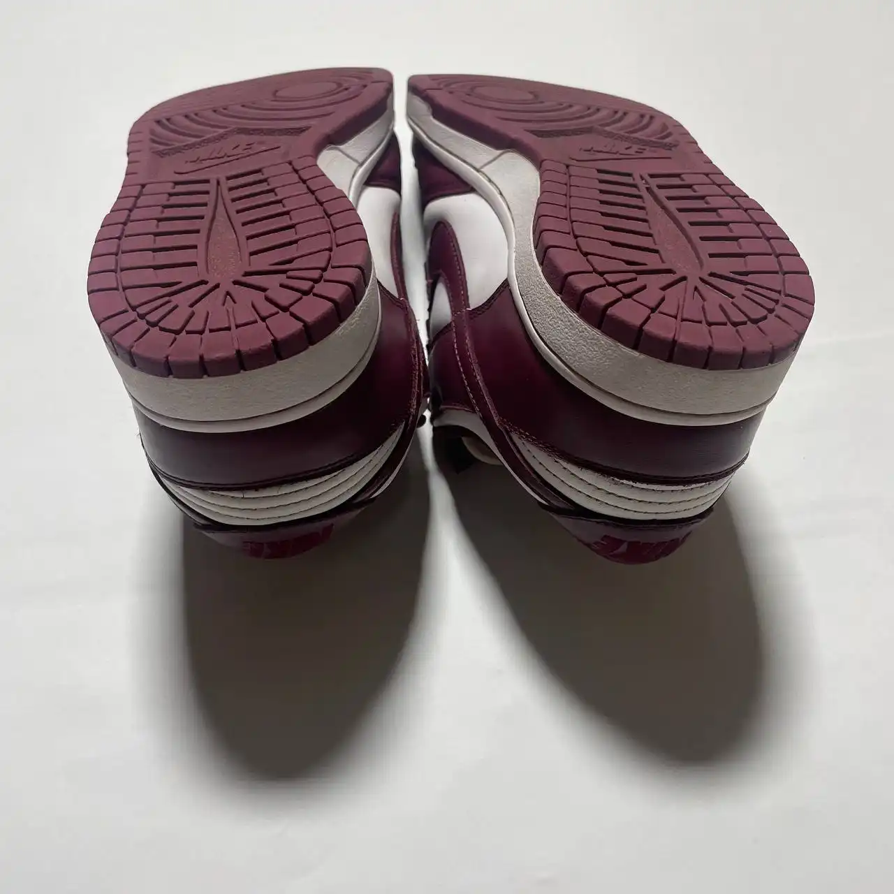 Кроссовки Nike DUNK LOW