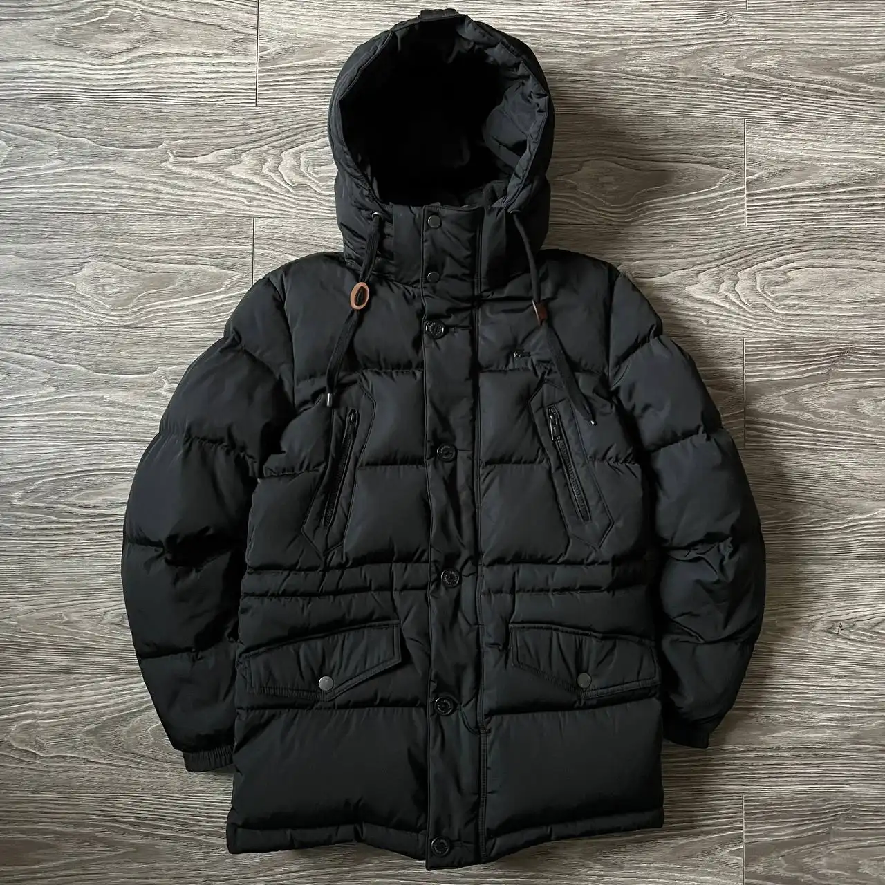 Продажа пуховиков Carhartt, The North Face, Lacoste