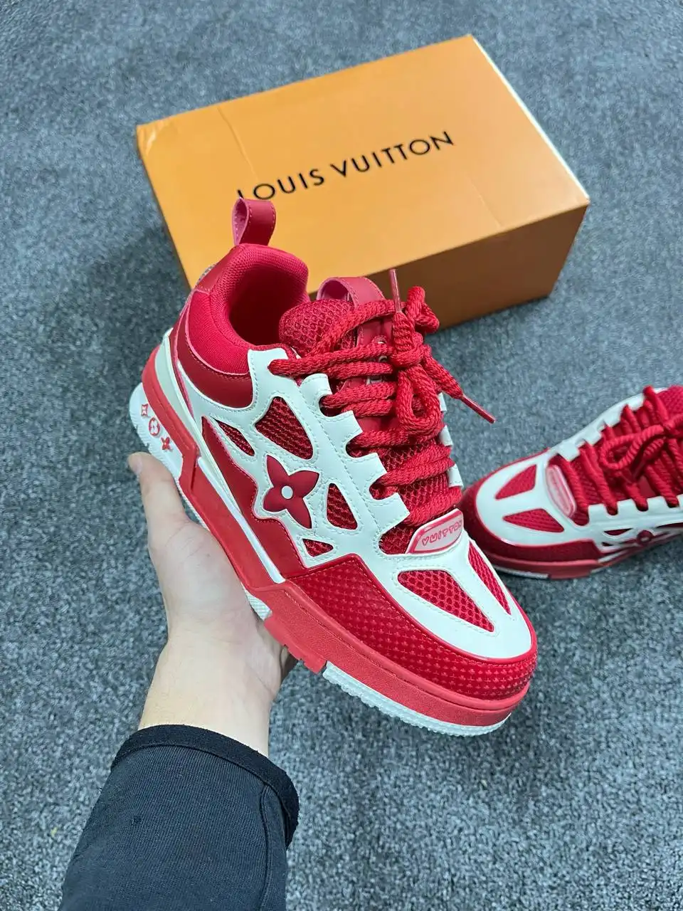 Кроссовки LV SKATE реплика - Обувь (Одежда) в Неизвестно