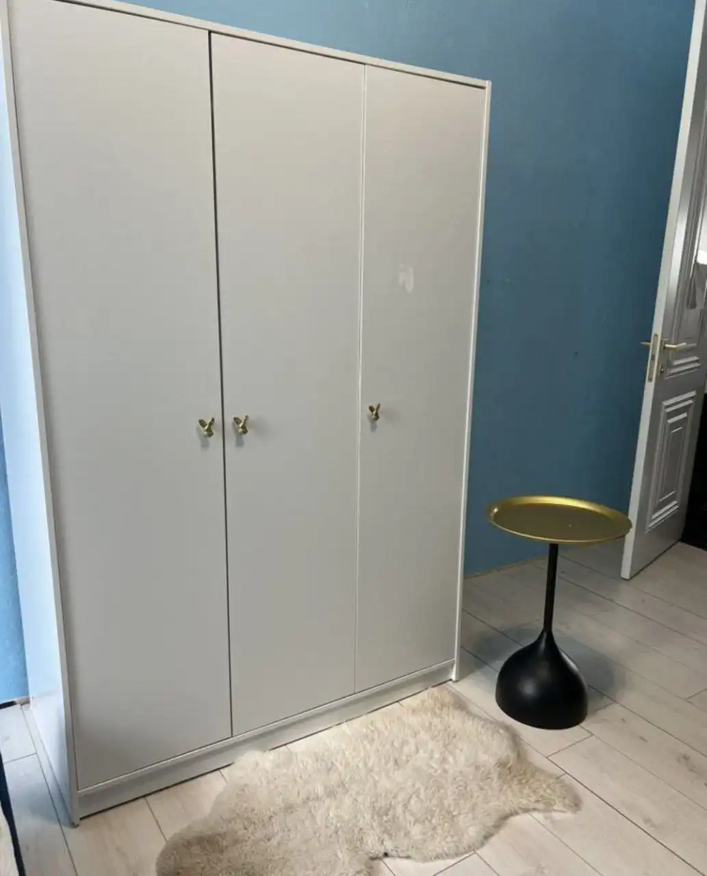 Отдам шкаф даром