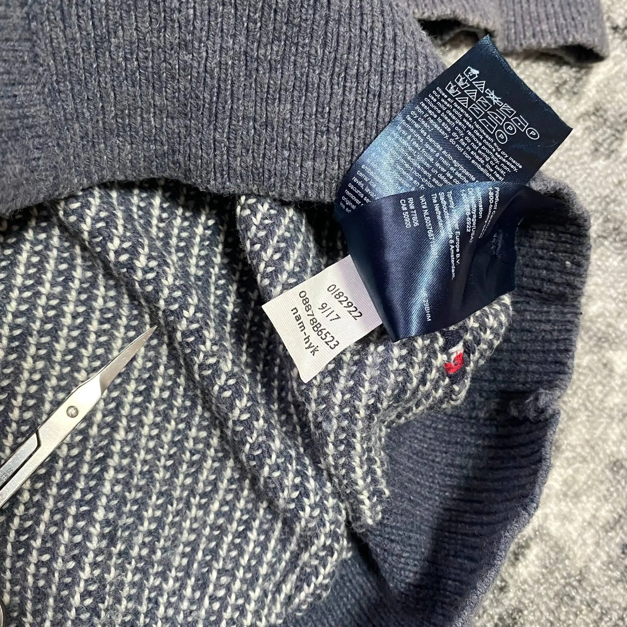 Кардиган Tommy Hilfiger с шерстью L Old Money - Верхняя одежда (Одежда) в Уфа