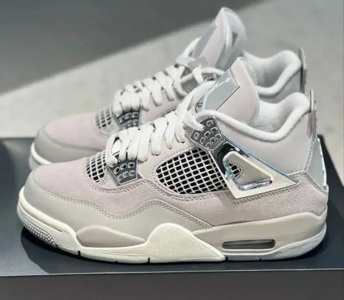Кроссовки NIKE AIR JORDAN 4 реплика 1:1 - Обувь (Одежда) в Курск