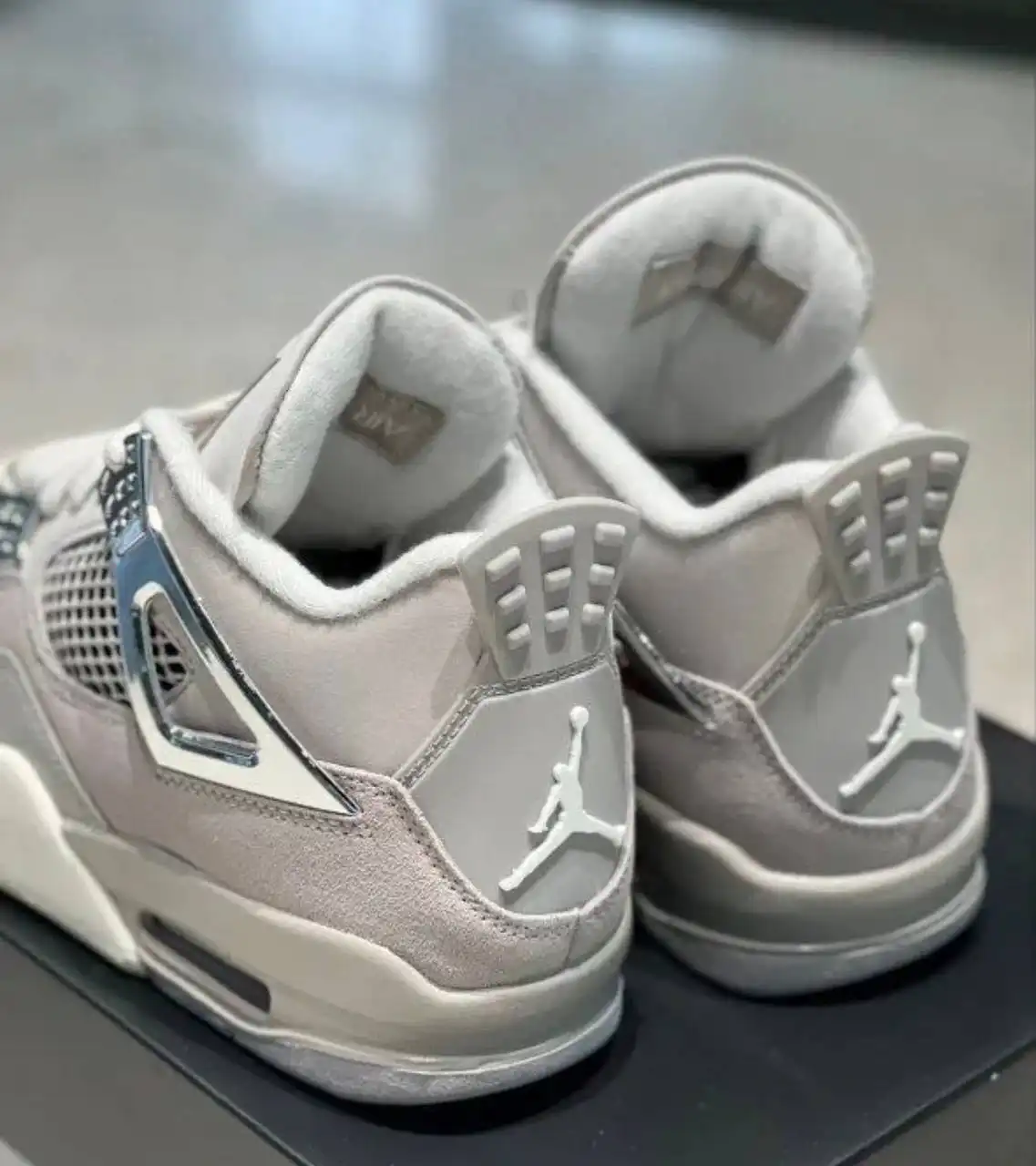 Кроссовки NIKE AIR JORDAN 4 реплика 1:1 - Обувь (Одежда) в Курск