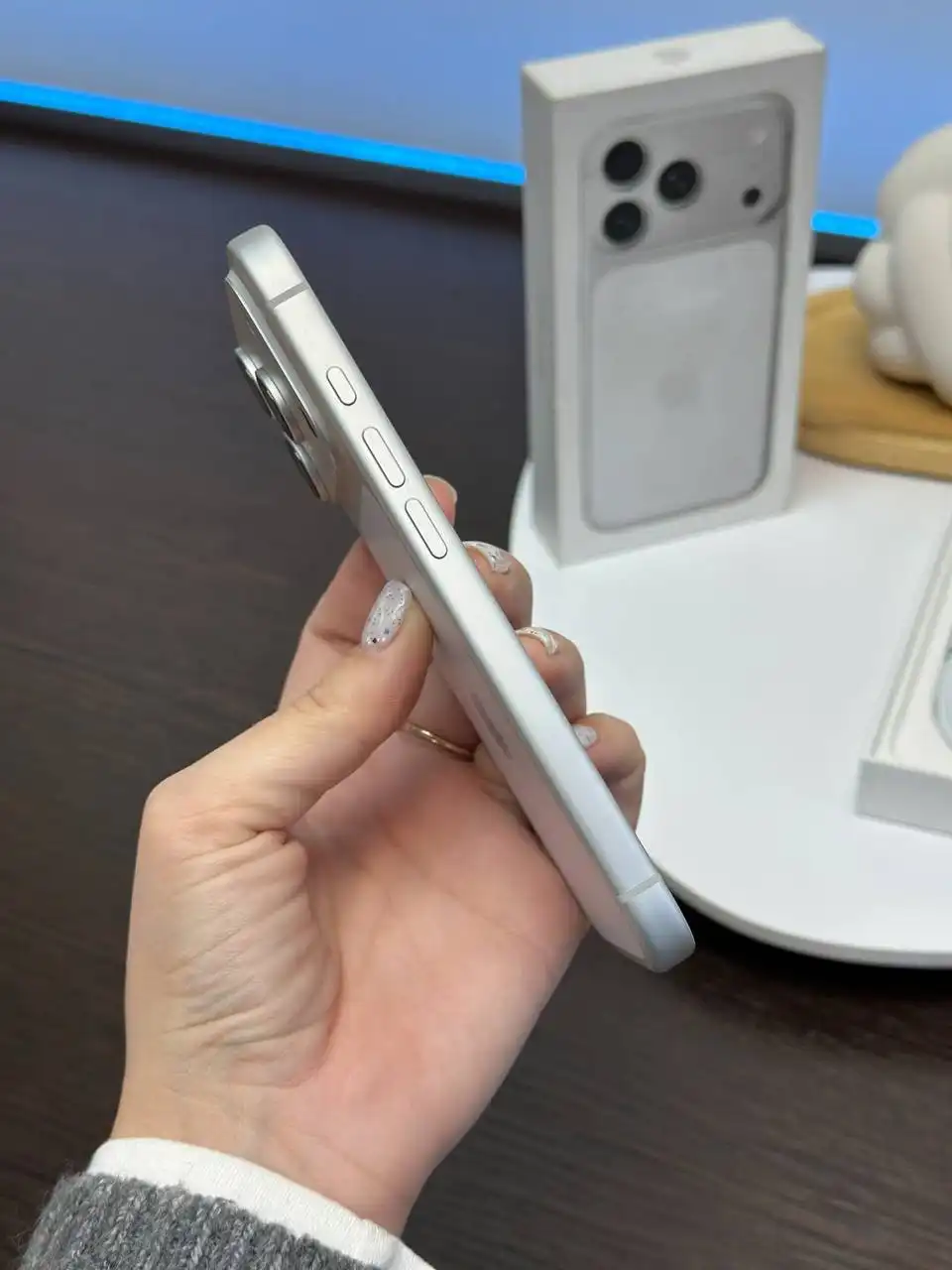 iPhone 17 Pro Silver 512Gb - Смартфоны (Электроника) в Курск