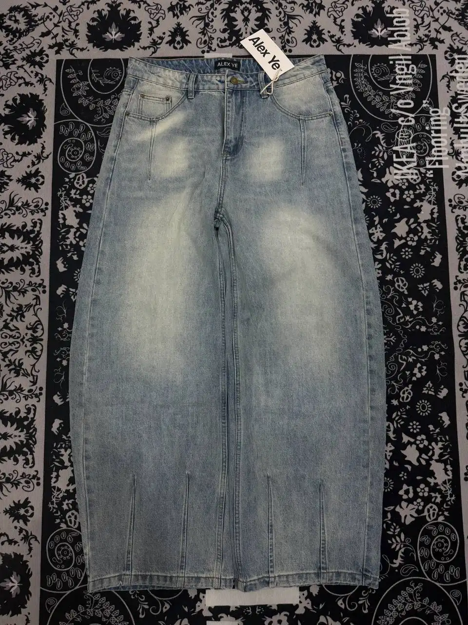 Микро пуховик C.P. и джинсы ALEX YE - Верхняя одежда, Джинсы (Одежда) в Курск