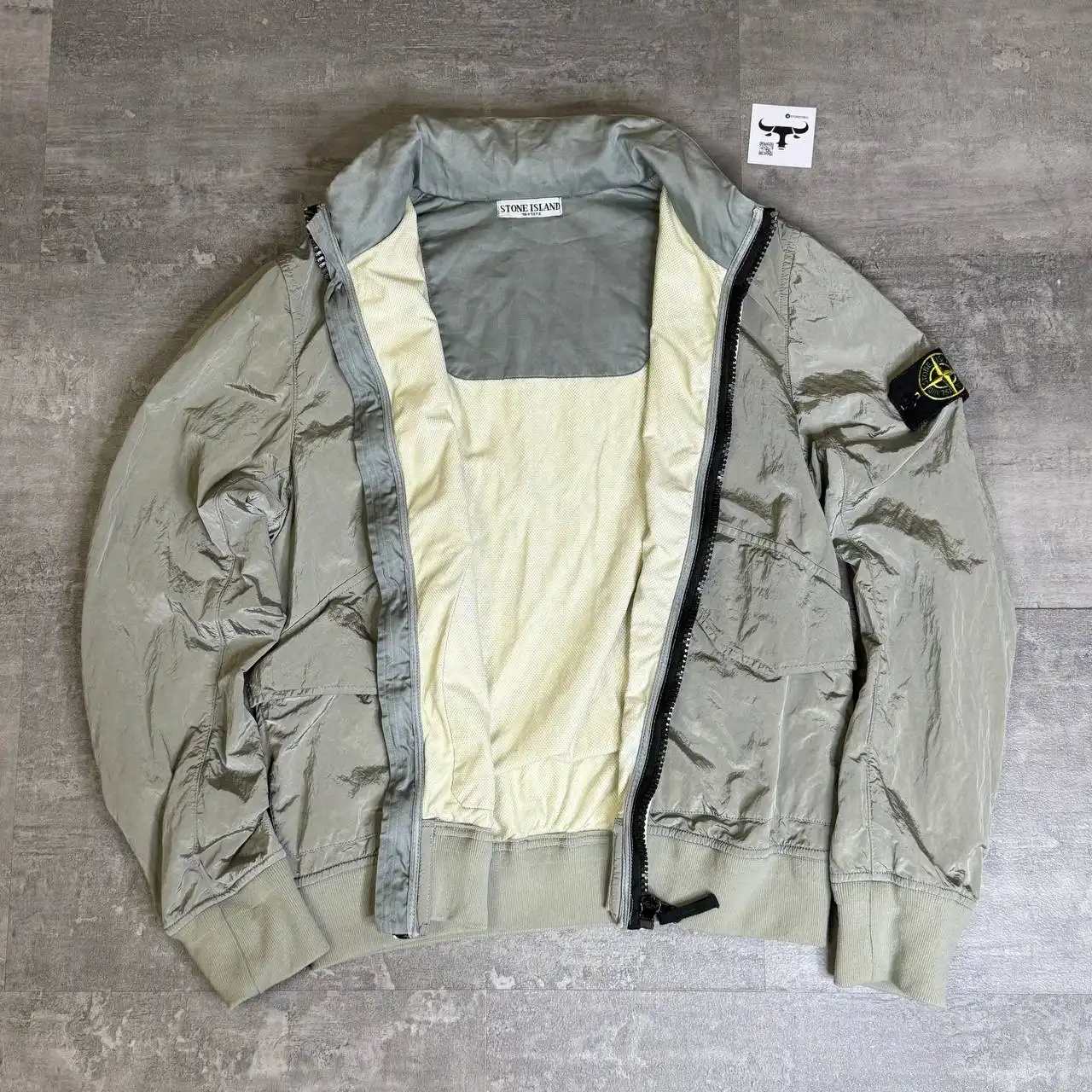 Бомбер Stone Island размер L - Верхняя одежда (Одежда) в Курск