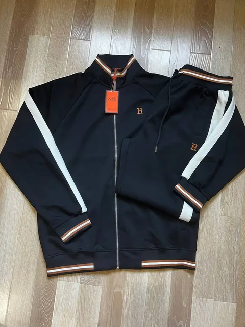 Спортивный костюм Hermes новый - Спортивная одежда в Курск