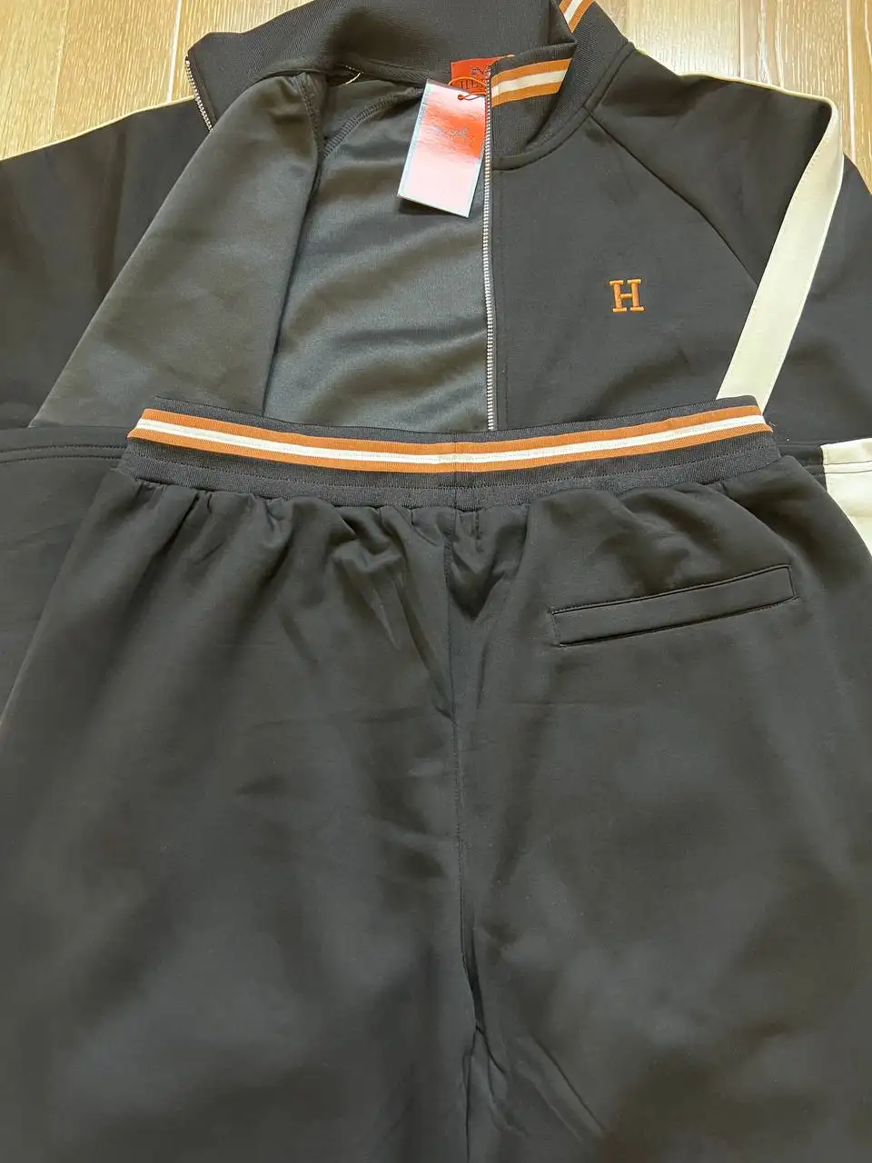 Спортивный костюм Hermes новый - Спортивная одежда (Одежда) в Курск